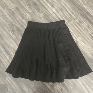 Elegant Black Pleated Skirt